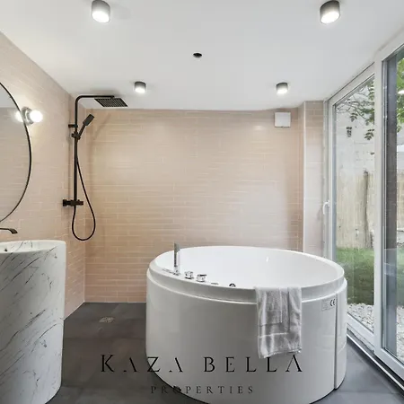 Apartment Kaza Bella - Alfort 6 Luxurious Little House With Private Garden And Jacuzzi